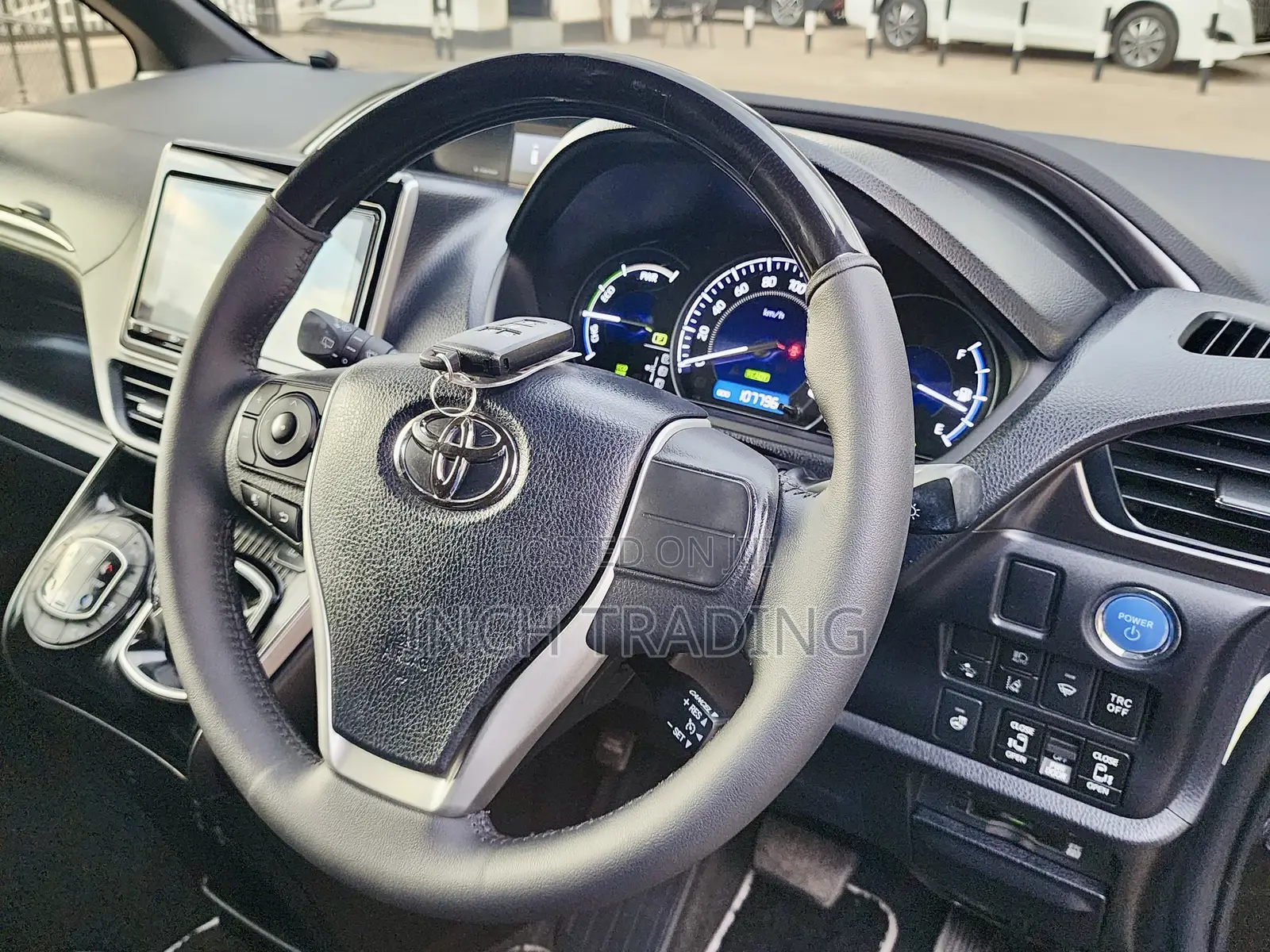 Toyota Esquire 1.8 FWD Hybrid (7 seater) 2019 Black