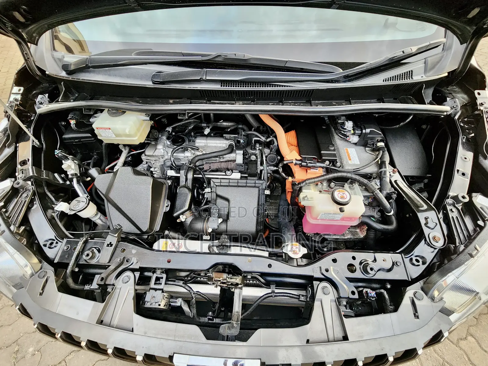 Toyota Esquire 1.8 FWD Hybrid (7 seater) 2019 Black