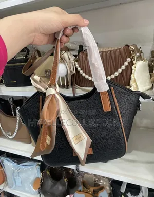 Ladies Black Crossbody Handbag/Affordable Shoulder Bag