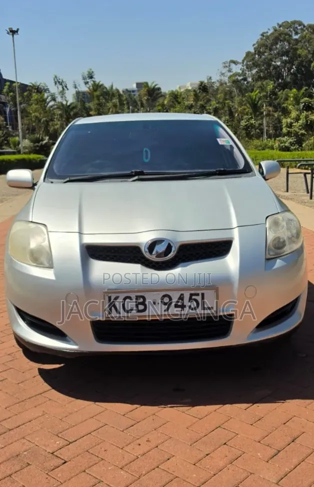 Toyota Auris 2008 Silver