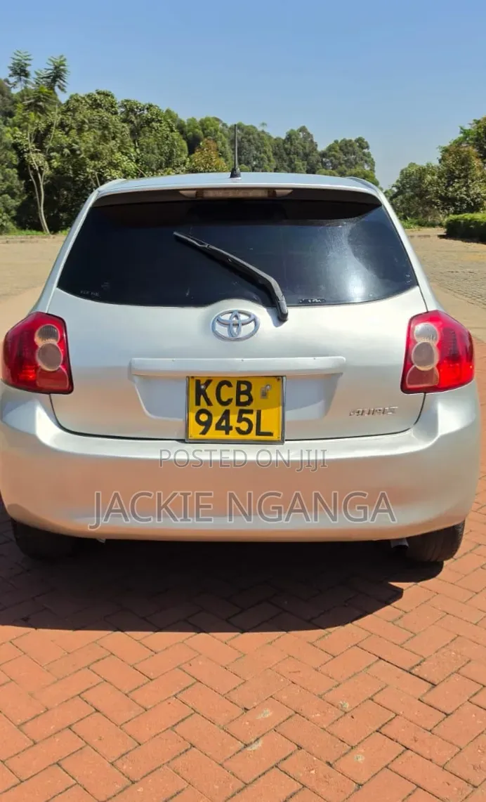 Toyota Auris 2008 Silver