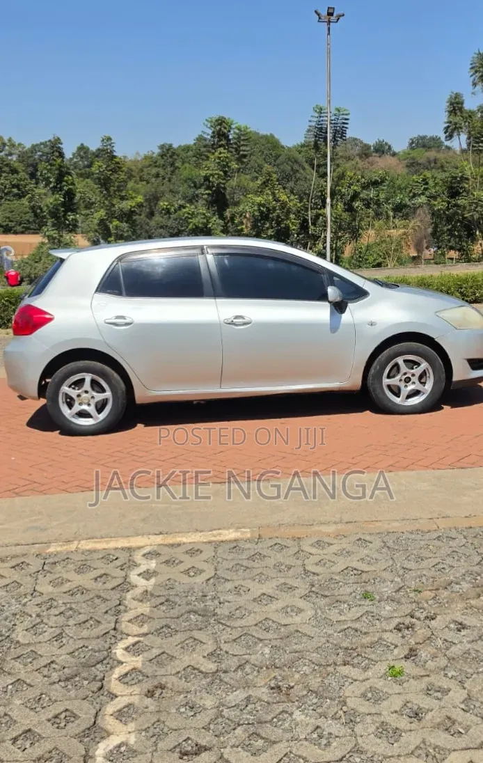 Toyota Auris 2008 Silver