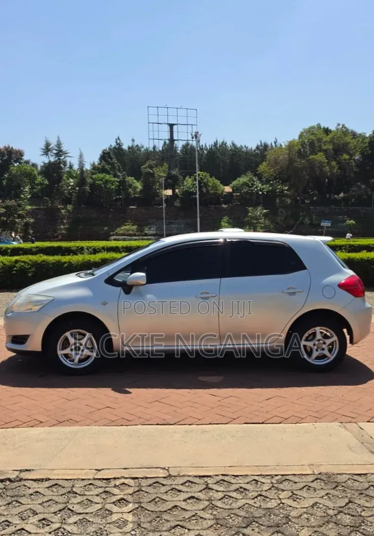 Toyota Auris 2008 Silver