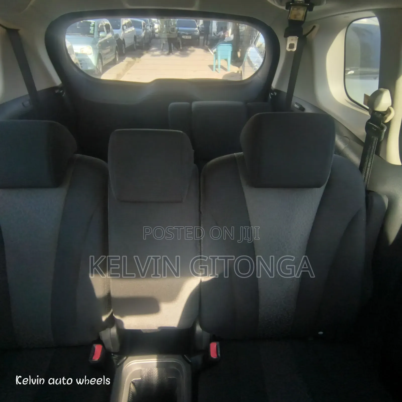 Mazda Premacy 2012 Silver