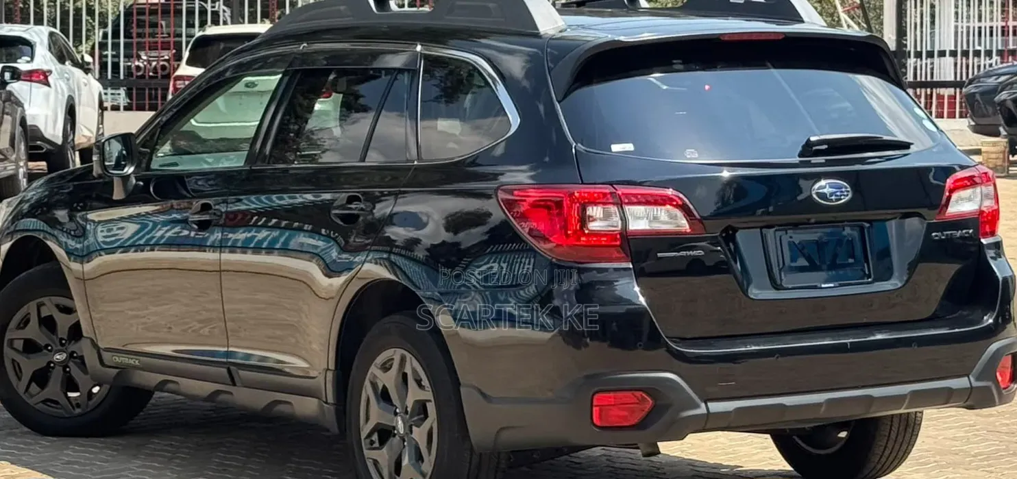Subaru Outback 2019 Black
