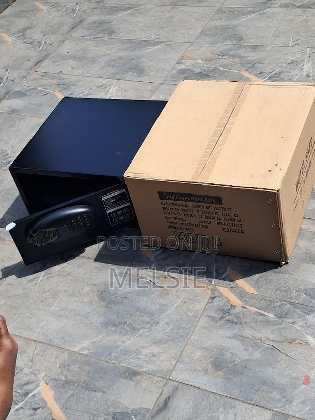 Hotel Electronic Safe Box With Digital PIN Keypad for Securty
