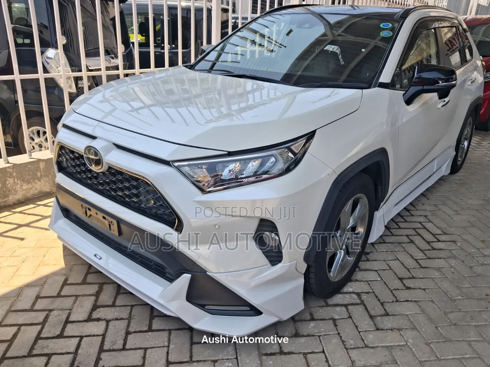 Toyota RAV4 2020 White