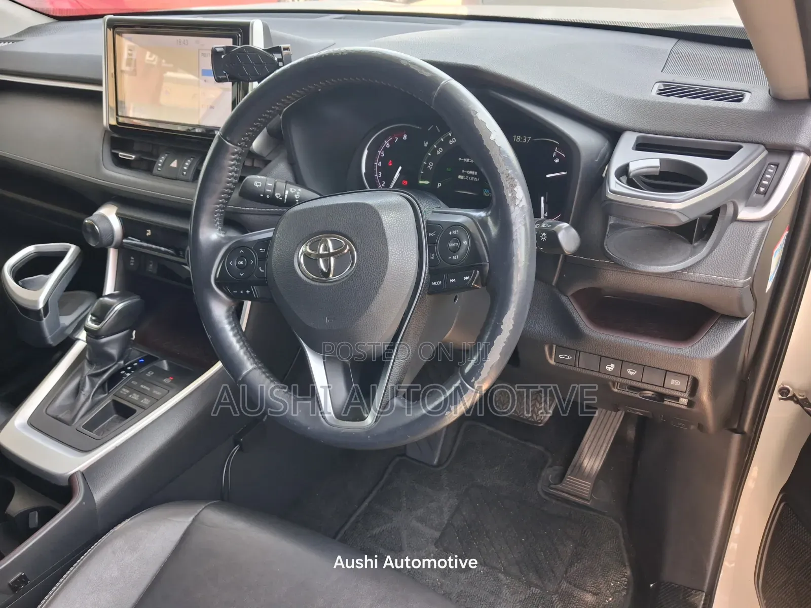 Toyota RAV4 2020 White