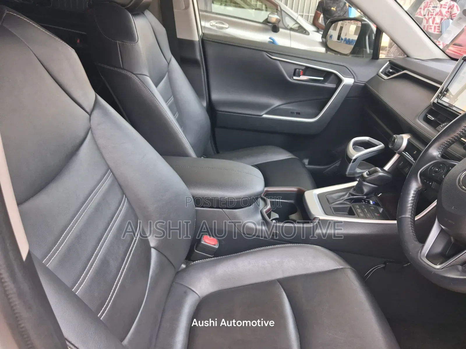 Toyota RAV4 2020 White
