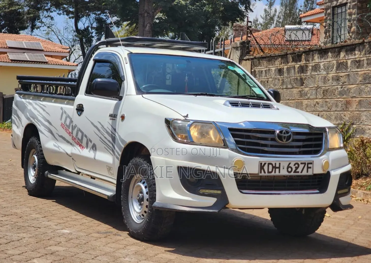 Toyota Hilux 2015 White