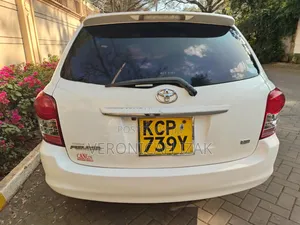 Toyota Corolla Fielder 2010 White