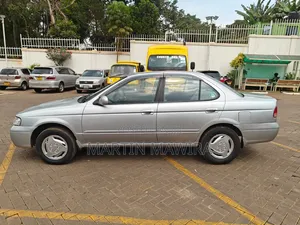 Nissan Sunny 2003 Silver