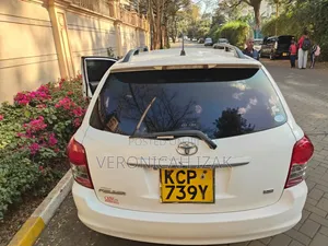Toyota Corolla Fielder 2010 White