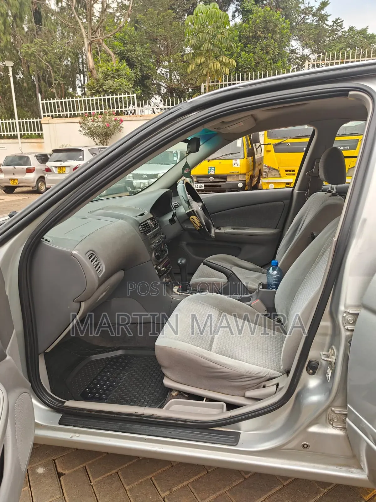 Nissan Sunny 2003 Silver