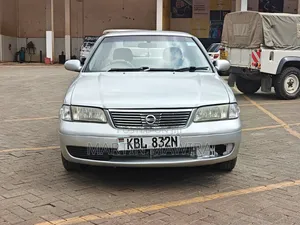 Nissan Sunny 2003 Silver