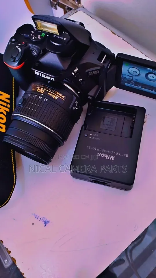 Nikon D5500 Camera  With 18-55mm Kit