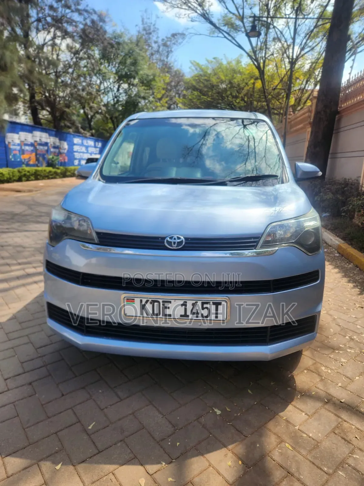 Toyota Spade 2013 Blue