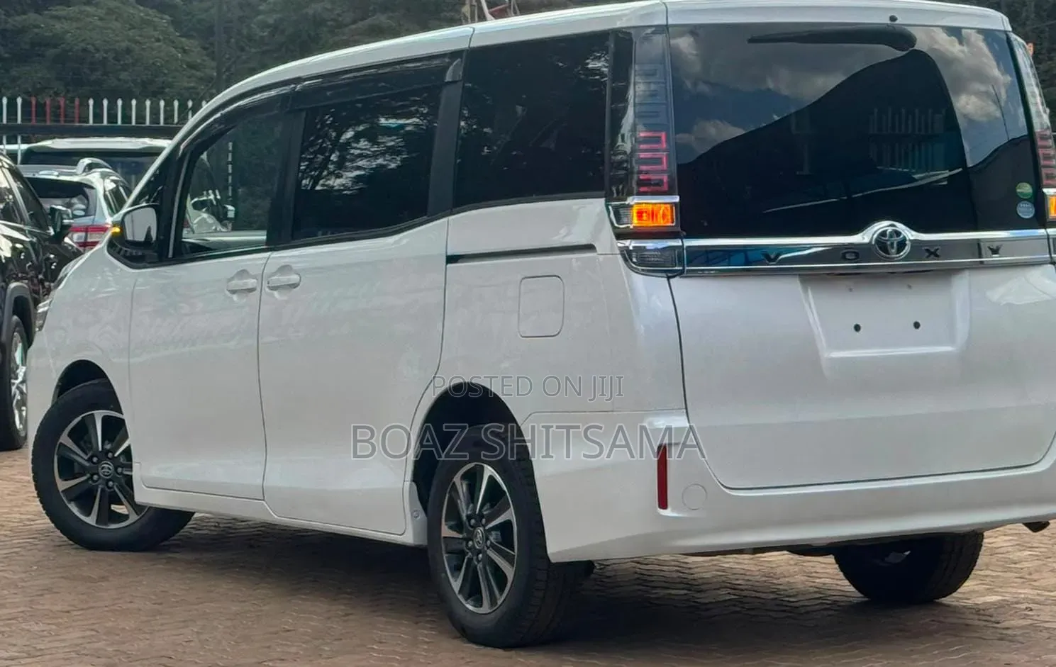 Toyota Voxy 2019 White