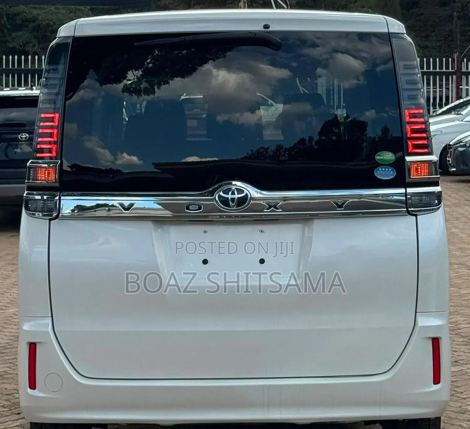 Toyota Voxy 2019 White