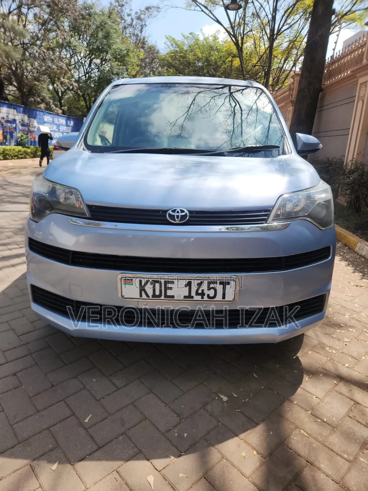 Toyota Spade 2013 Blue
