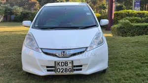 Honda Fit 2013 White