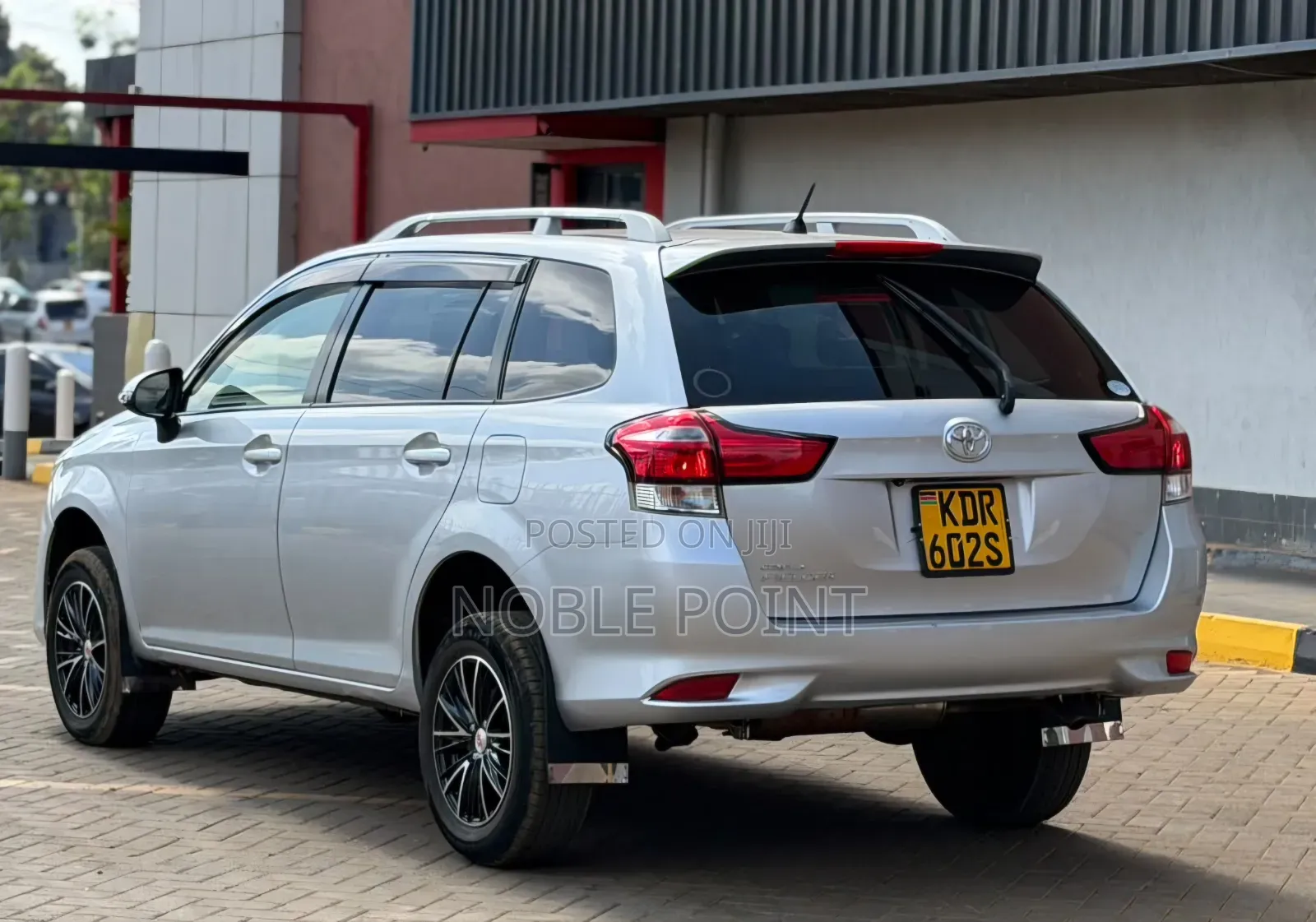 Toyota Corolla Fielder 2017 Gray