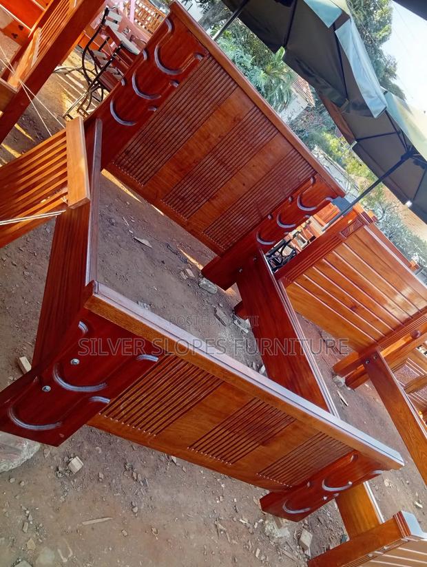 5by6 Royal Design Bed.