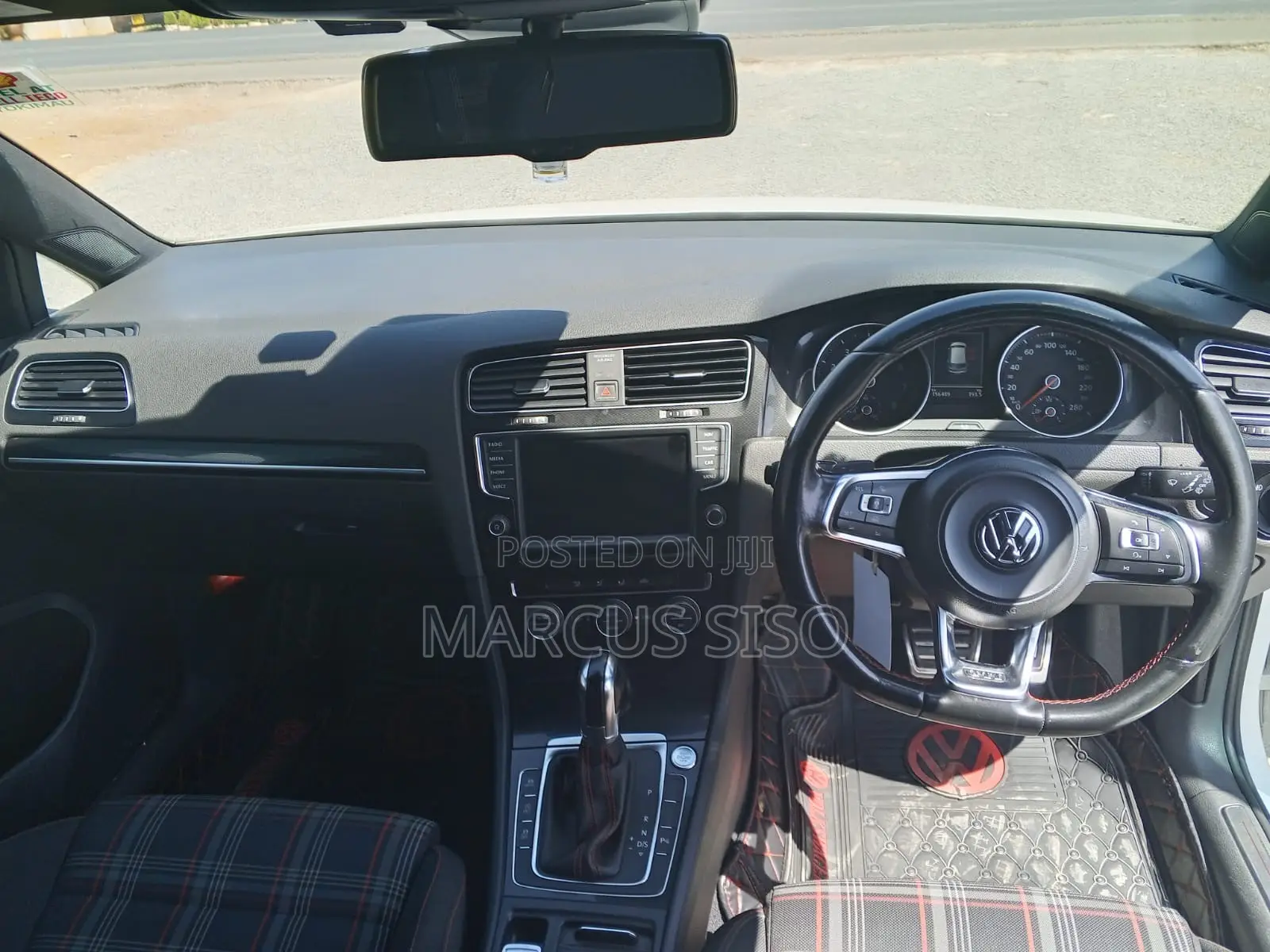 Volkswagen Golf GTI 2.0T S 4-Door 2015 White