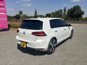 Volkswagen Golf GTI 2.0T S 4-Door 2015 White