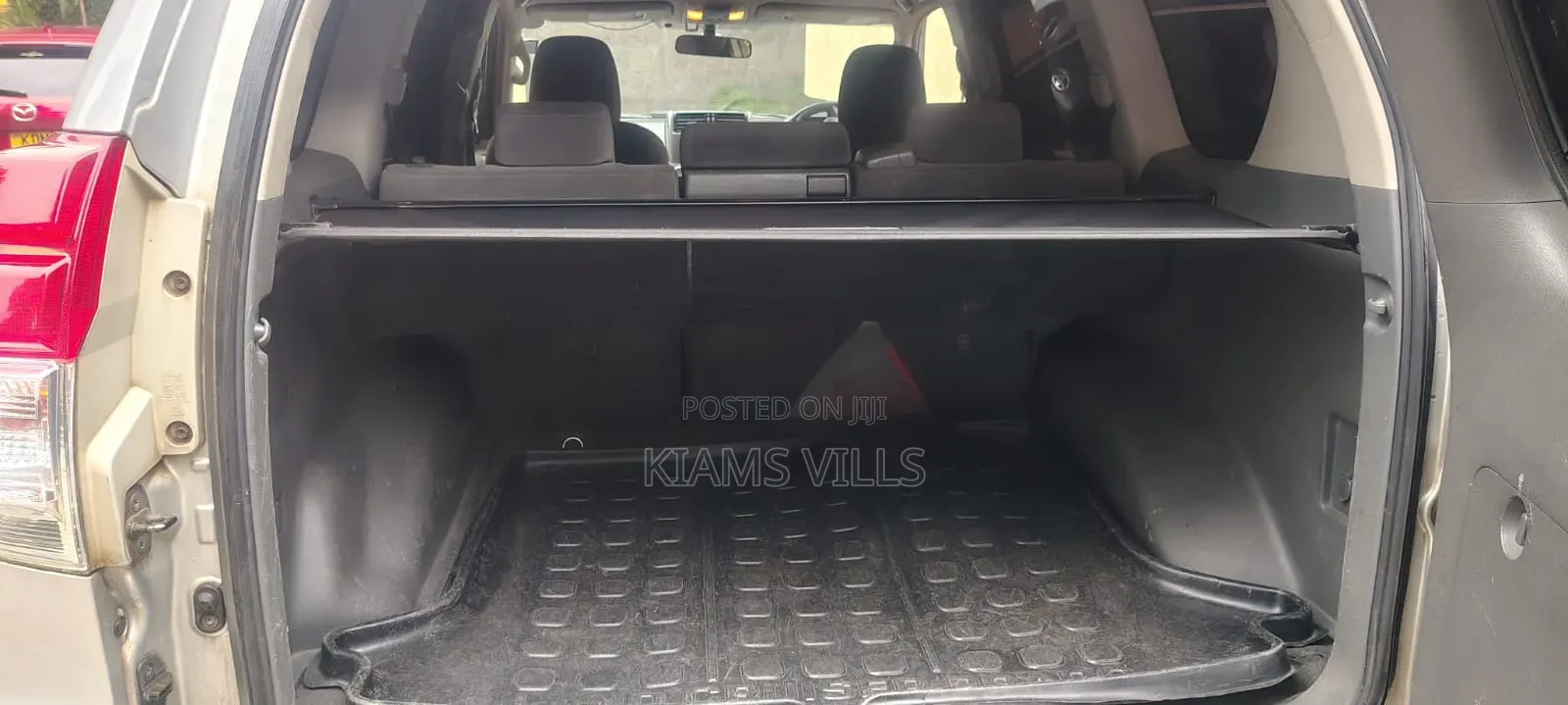Toyota Land Cruiser Prado 2011 Silver
