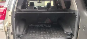 Toyota Land Cruiser Prado 2011 Silver