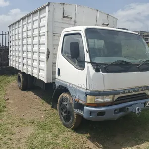 Mitsubishi Canter 4d35