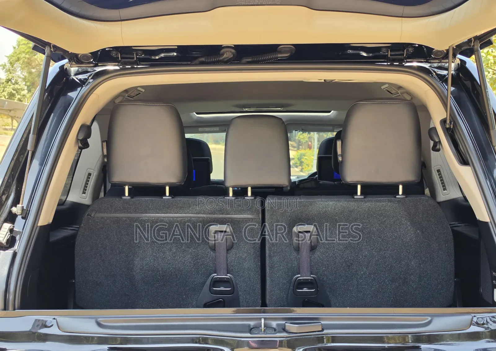 Lexus LX 2016 Black