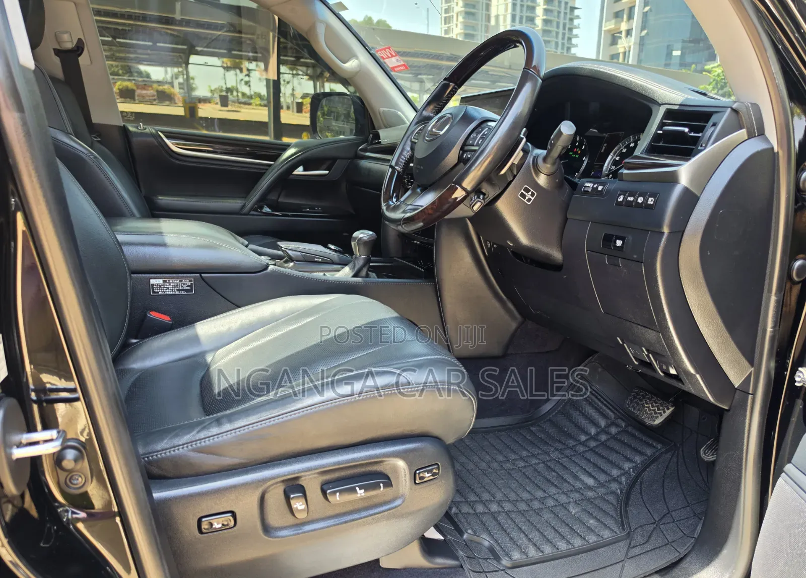 Lexus LX 2016 Black
