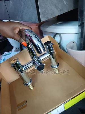 Bathtub Mixer Pillar