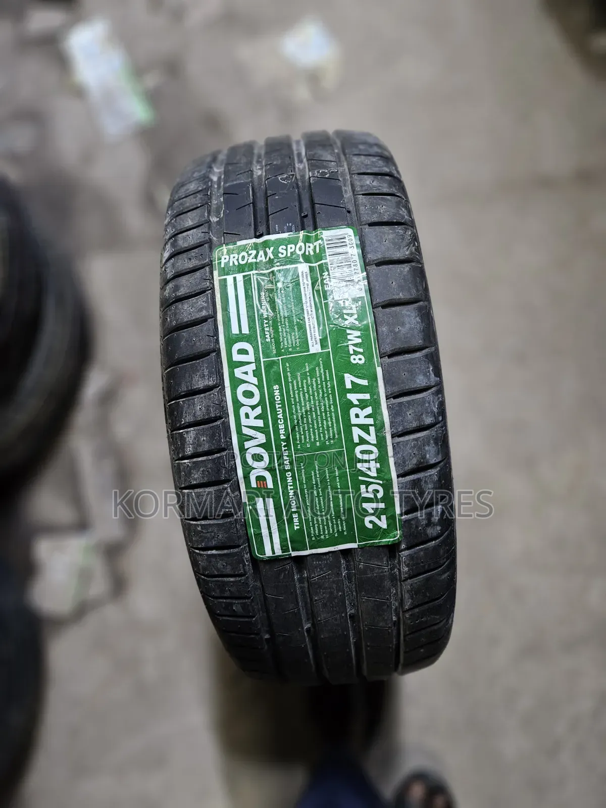 215/40r17 Dovroad Tire