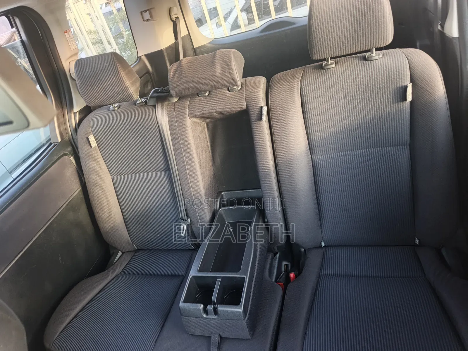 Toyota Voxy 2017 Green