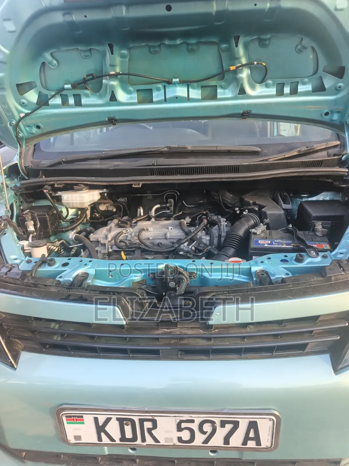Toyota Voxy 2017 Green