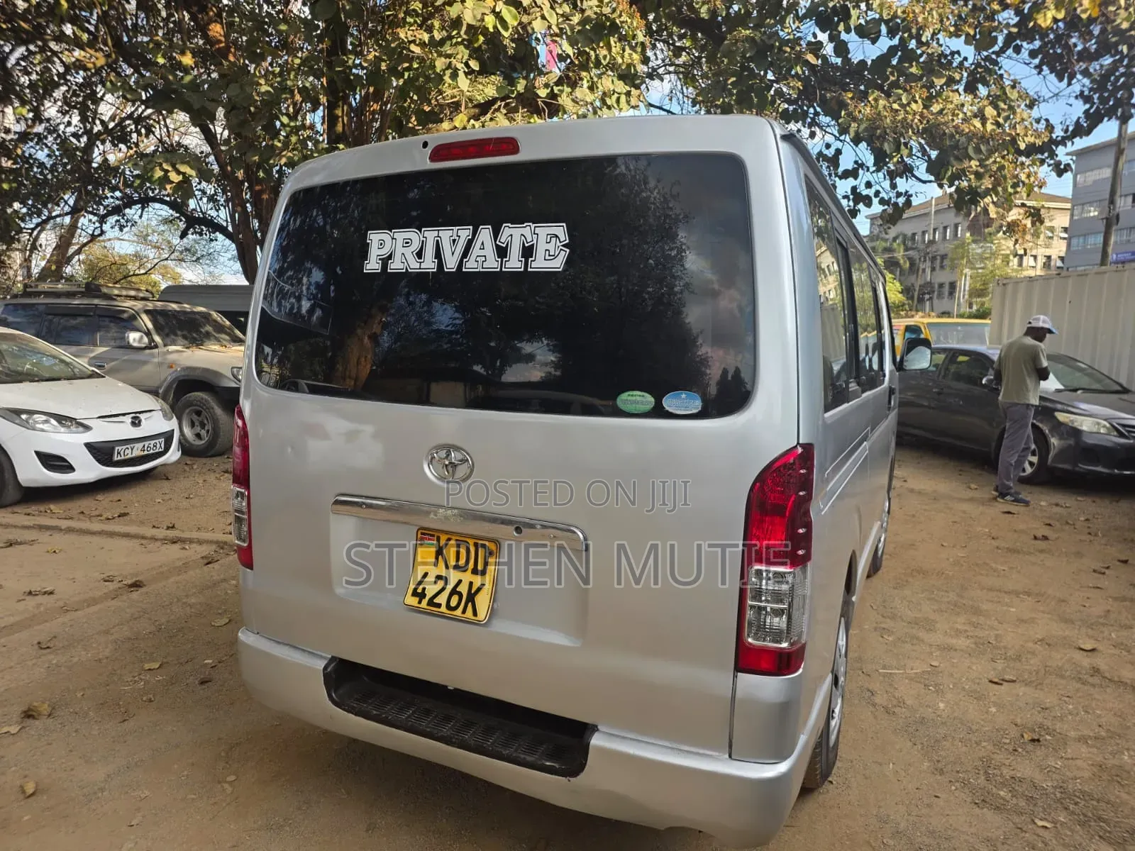 Toyota HiAce 2014 Silver