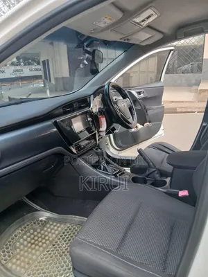 Toyota Auris 2015 White