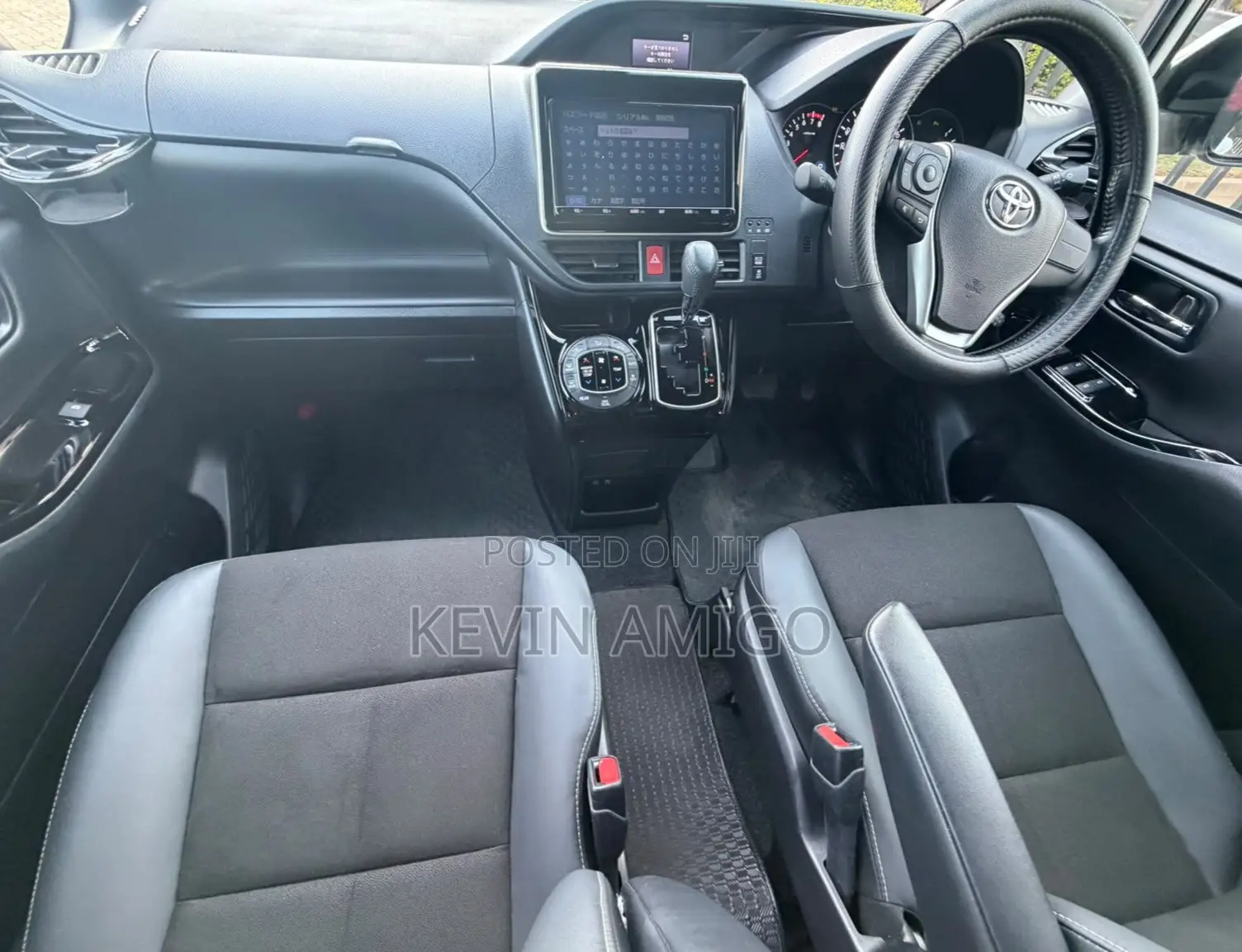 Toyota Noah 2019 White