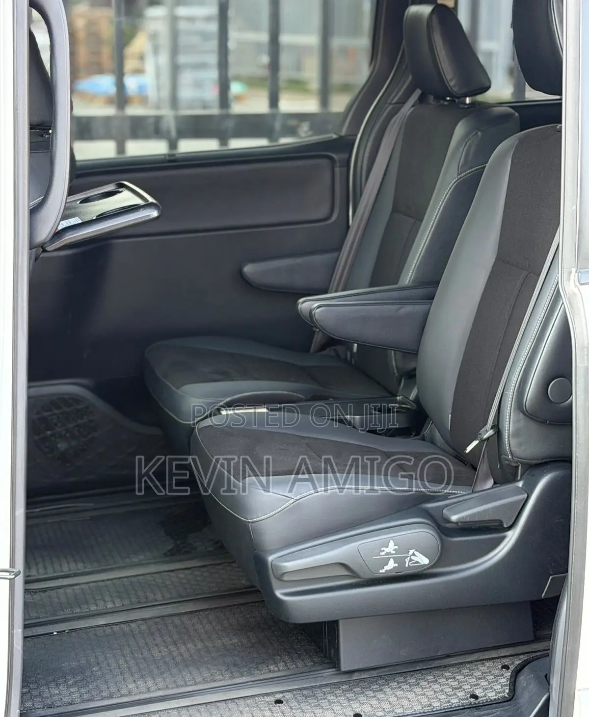Toyota Noah 2019 White