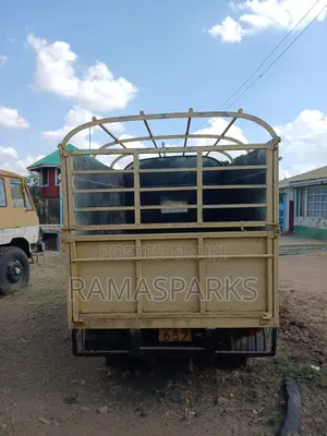 Mitsubishi Canter