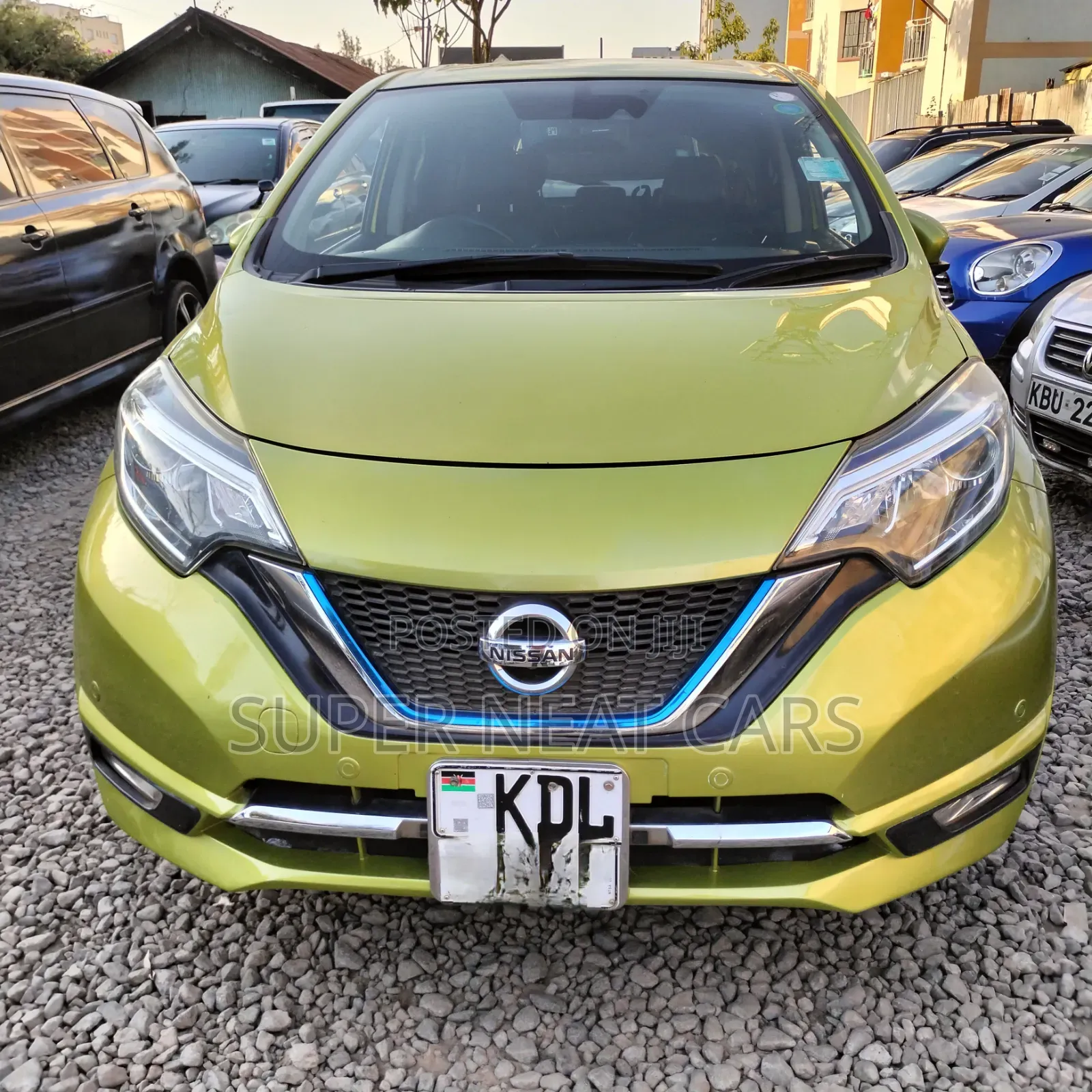 Nissan Note 2017 Green