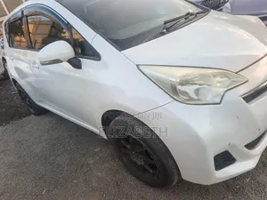 Toyota Ractis 2010 White