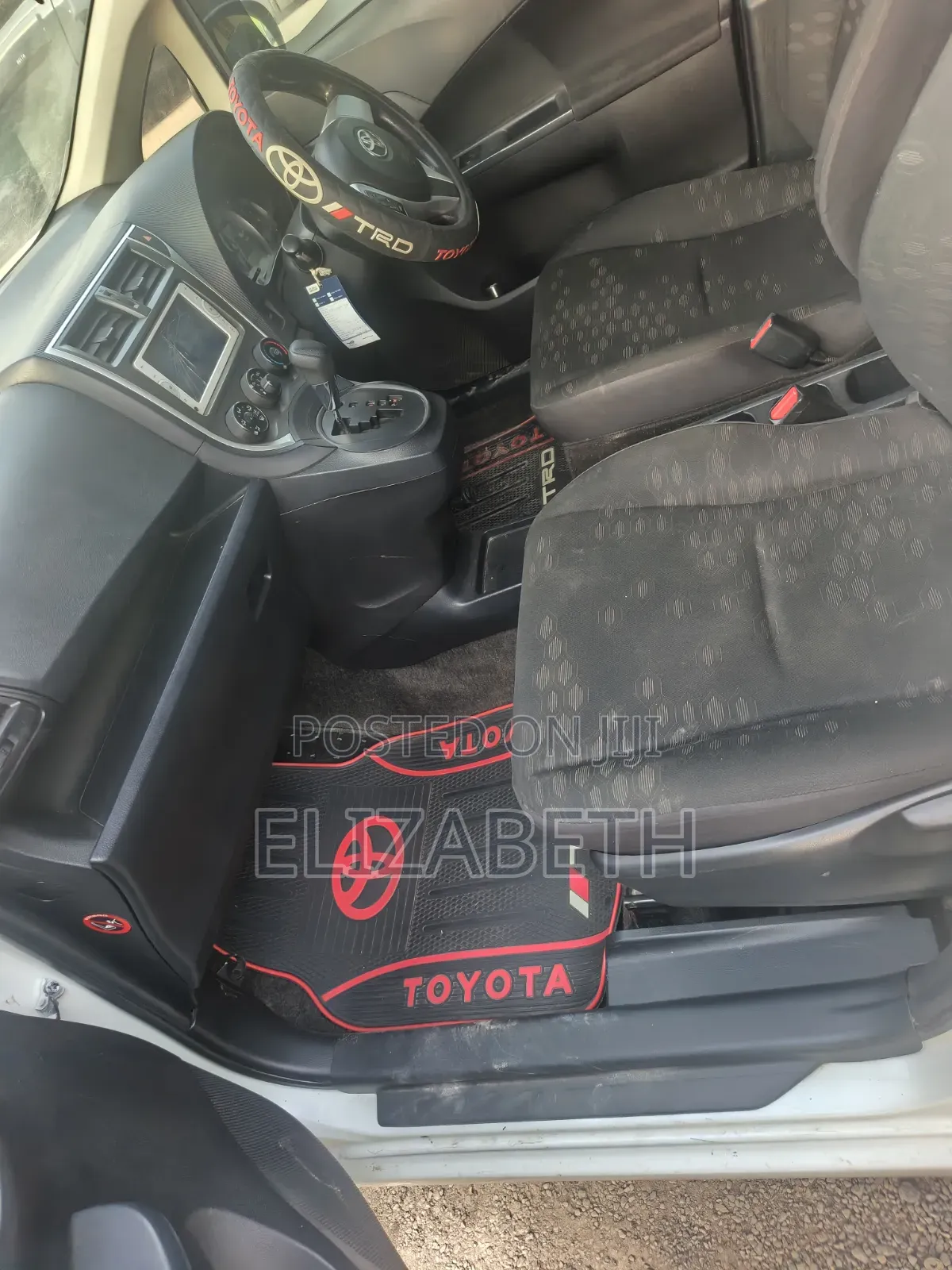 Toyota Ractis 2010 White