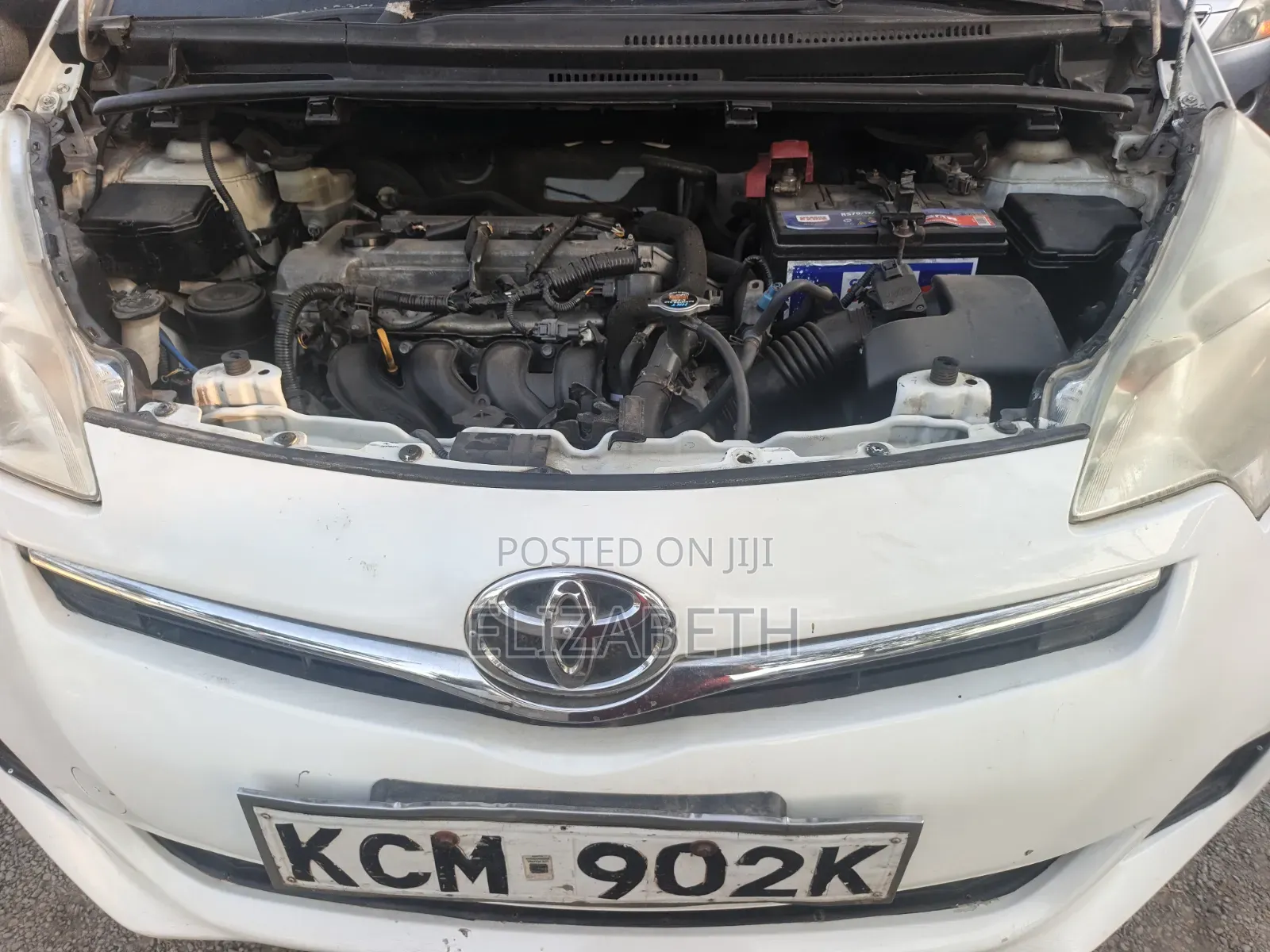 Toyota Ractis 2010 White