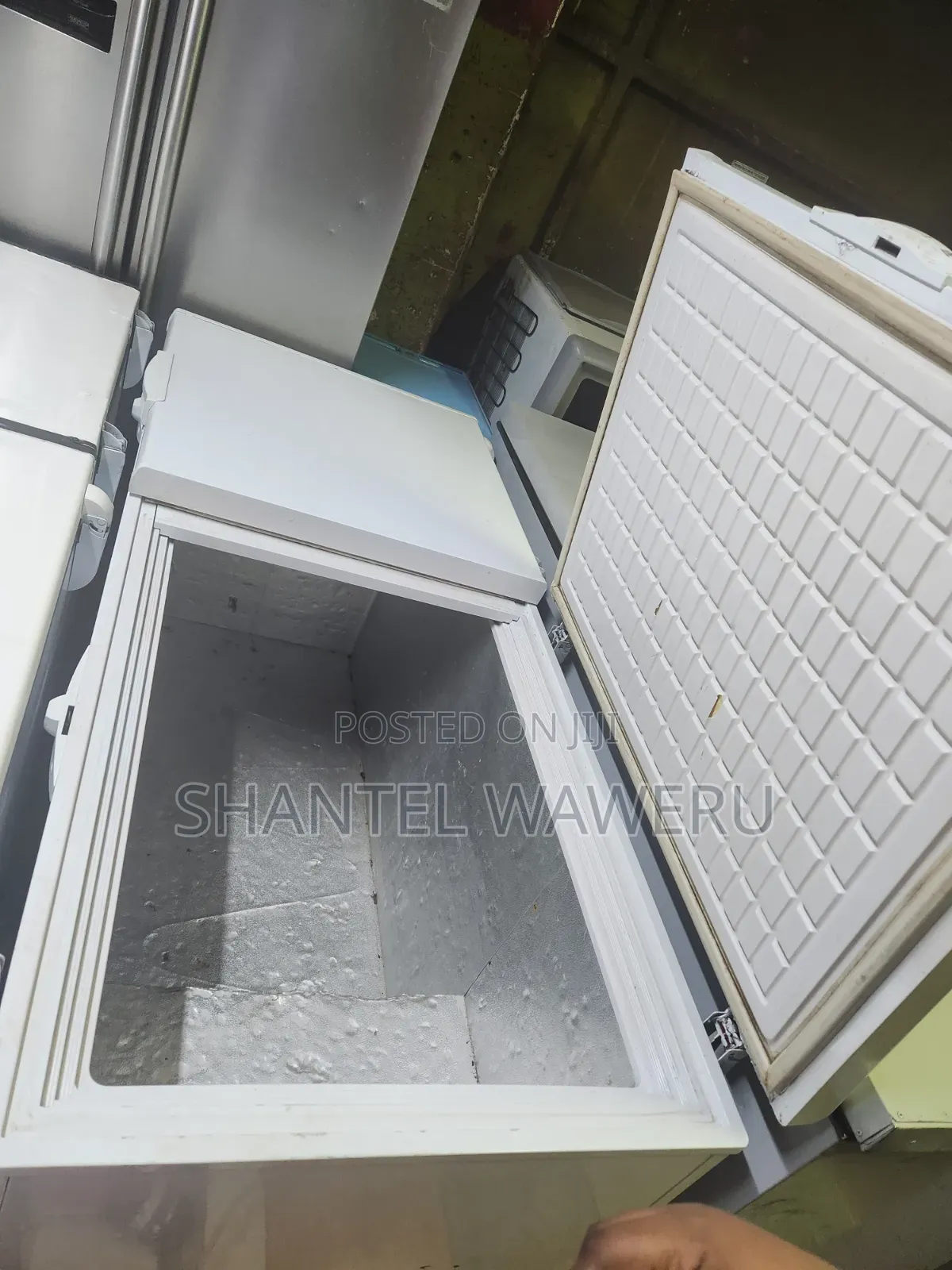 White Deep Freezer 550litres