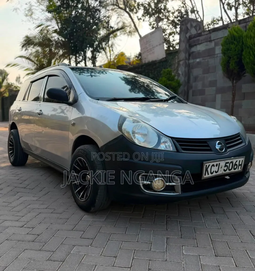 Nissan Advan 2015 Silver