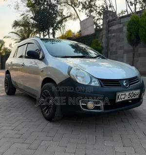 Nissan Advan 2015 Silver